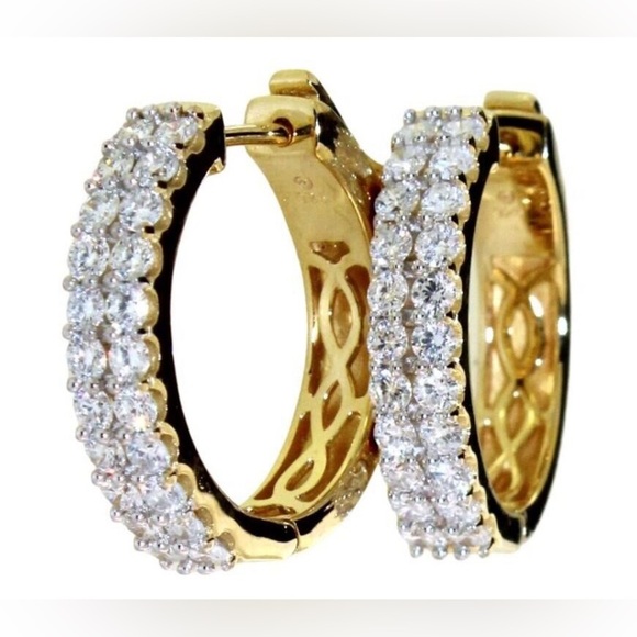 1.5 Carat Diamond Hoop Earrings with Pavé Setting - Picture 1 of 4